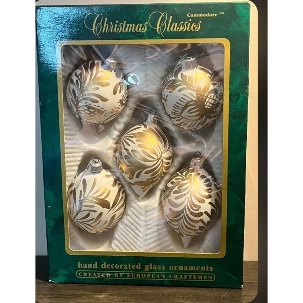 Vintage Christmas Classics Commodore Romania Hand Decorated Glass Ornaments Set